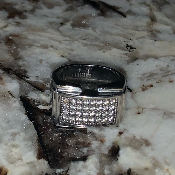 Vintage Unisex CZ Paved Stainless Steel Ring, Approx. Size 8 - Picture 4 of 6